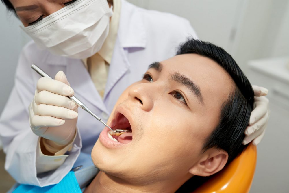 dental-treatment-UPBYLRF